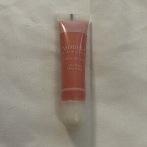 Models Prefer Aqua Lip Lip lights Lip Color gloss Lite Pink Color Ultra Shinny